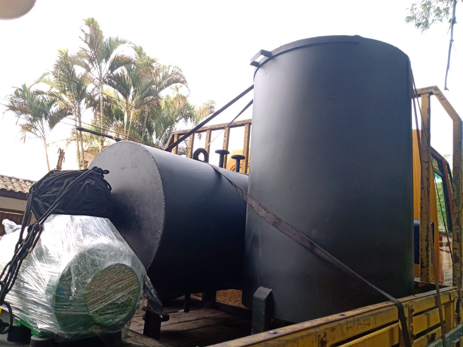 WhatsApp Image 2022-05-09 at 10.45.47 (4).jpeg